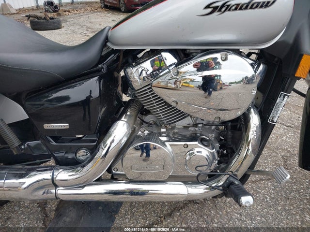46121640 :رقم المزاد ، JH2RC50314M000312 vin ، 2004 Honda Vt750 Ca مزاد بيع