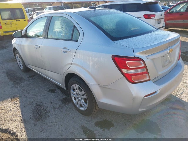 46121645 :رقم المزاد ، 1G1JB5SG8H4133589 vin ، 2017 Chevrolet Sonic Ls Auto مزاد بيع