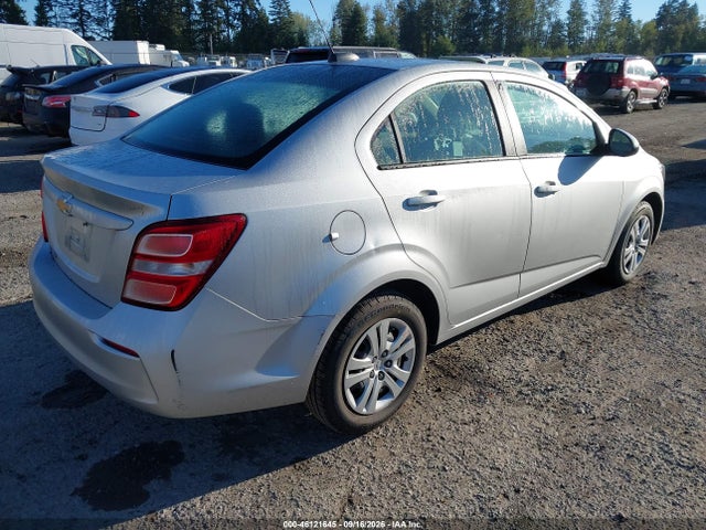 46121645 :رقم المزاد ، 1G1JB5SG8H4133589 vin ، 2017 Chevrolet Sonic Ls Auto مزاد بيع