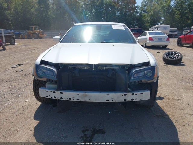 Продажа на аукционе авто 2015 Chrysler 300 300s, vin: 2C3CCABT9FH867908, номер лота: 46121658