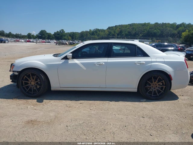Продажа на аукционе авто 2015 Chrysler 300 300s, vin: 2C3CCABT9FH867908, номер лота: 46121658