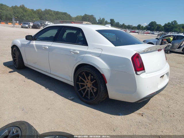Продажа на аукционе авто 2015 Chrysler 300 300s, vin: 2C3CCABT9FH867908, номер лота: 46121658