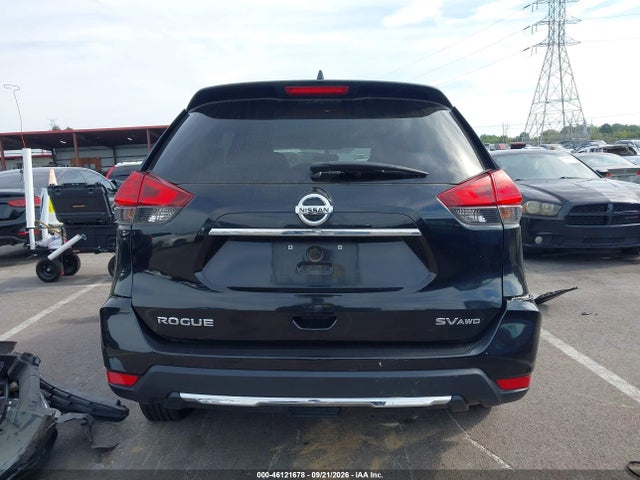 46121678 :رقم المزاد ، 5N1AT2MV9HC802873 vin ، 2017 Nissan Rogue Sv مزاد بيع