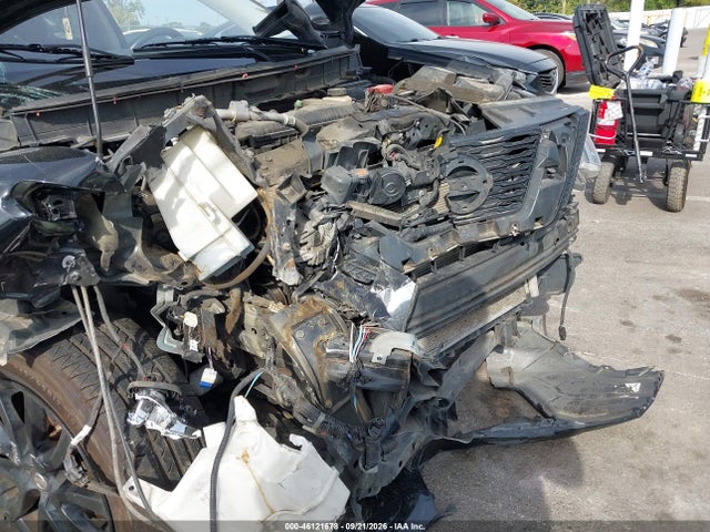 46121678 :رقم المزاد ، 5N1AT2MV9HC802873 vin ، 2017 Nissan Rogue Sv مزاد بيع