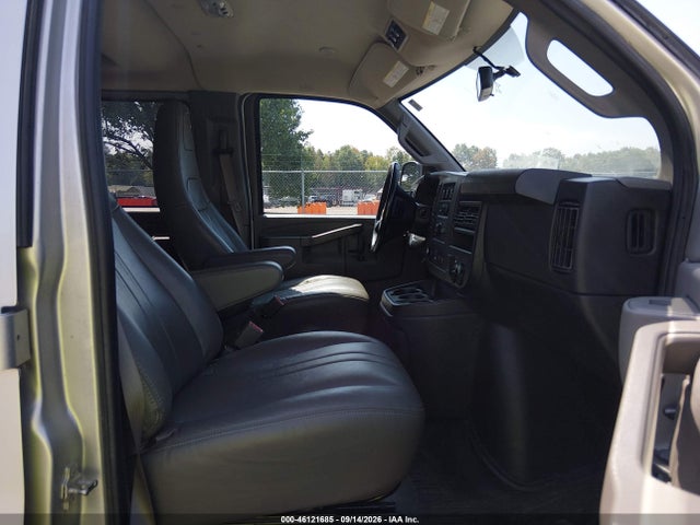Продажа на аукционе авто 2023 Chevrolet Express Passenger Rwd 2500 Regular Wheelbase Ls, vin: 1GAWGEFP2P1106521, номер лота: 46121685