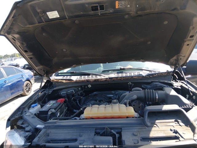 46121695 :رقم المزاد ، 1FTMF1E89HKE33255 vin ، 2017 Ford F-150 Xl مزاد بيع