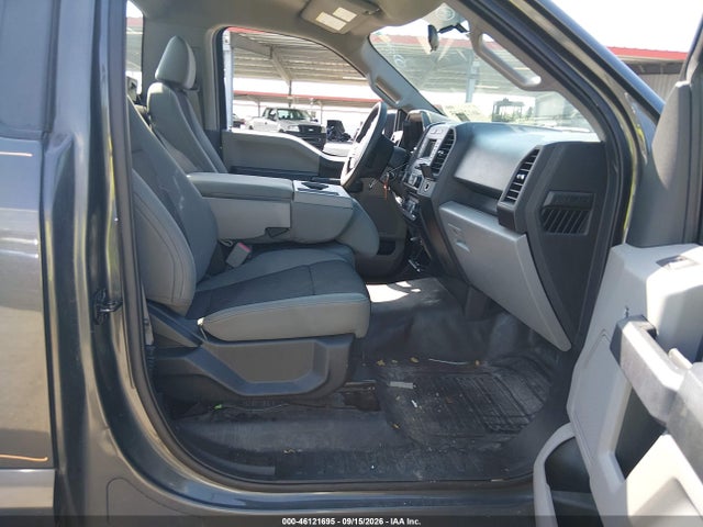 46121695 :رقم المزاد ، 1FTMF1E89HKE33255 vin ، 2017 Ford F-150 Xl مزاد بيع