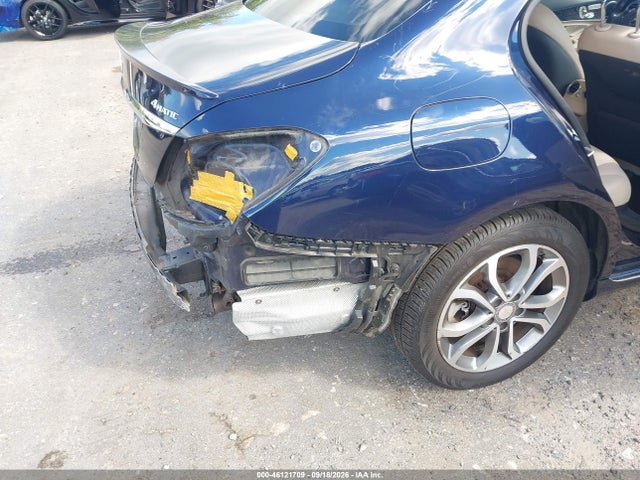 46121709 :رقم المزاد ، WDDWF4KB8GR138265 vin ، 2016 Mercedes-benz C 300 4matic مزاد بيع