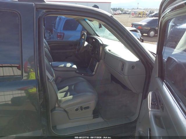 2004 Gmc Yukon Xl 1500 Denali მანქანა იყიდება აუქციონზე, vin: 1GKFK66U64J133772, აუქციონის ნომერი: 46121716