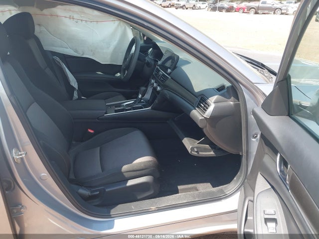 46121730 :رقم المزاد ، 1HGCV1F1XLA131845 vin ، 2020 Honda Accord Lx مزاد بيع