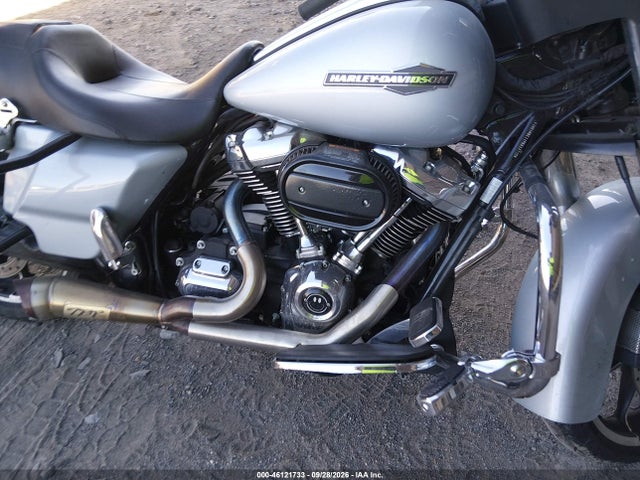 Harley-Davidson FLHX 2023 1HD1KBC11PB617113 Image 8