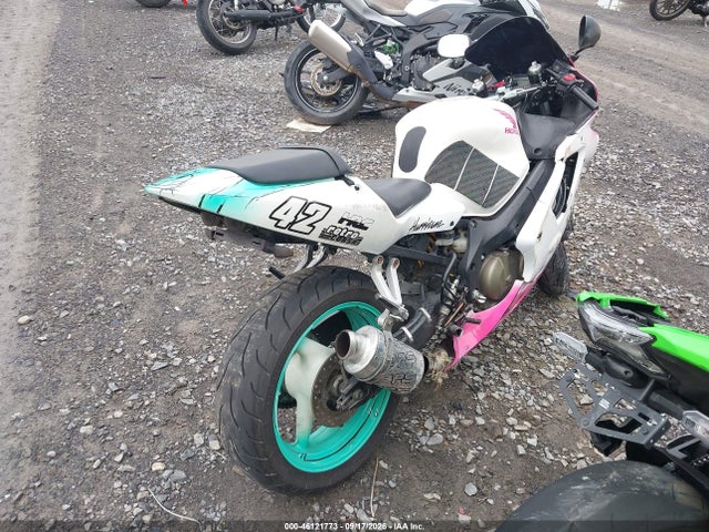46121773 :رقم المزاد ، JH2PC35062M304324 vin ، 2002 Honda Cbr600 F4 مزاد بيع