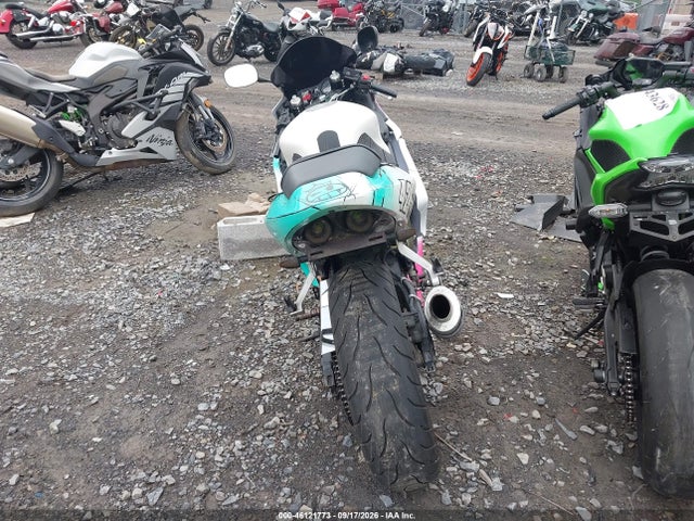 46121773 :رقم المزاد ، JH2PC35062M304324 vin ، 2002 Honda Cbr600 F4 مزاد بيع
