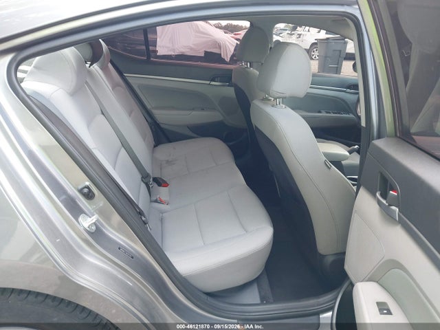 46121870 :رقم المزاد ، 5NPD84LF5JH275725 vin ، 2018 Hyundai Elantra Value Edition مزاد بيع
