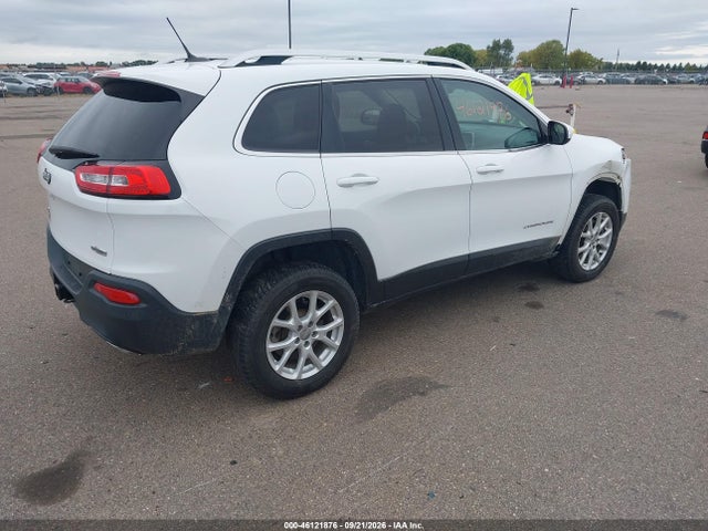 46121876 :رقم المزاد ، 1C4PJMCSXFW631070 vin ، 2015 Jeep Cherokee Latitude مزاد بيع