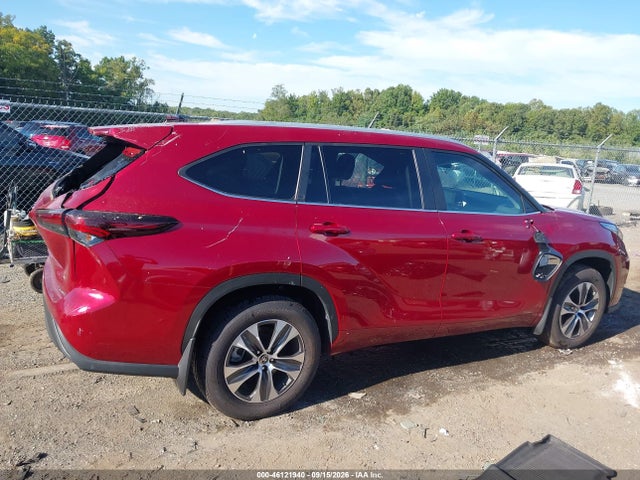 46121940 :رقم المزاد ، 5TDKDRBH9RS570965 vin ، 2024 Toyota Highlander Xle مزاد بيع