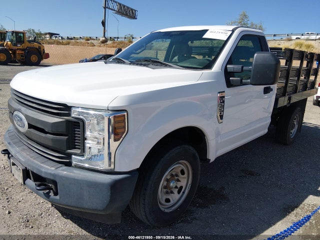 Ford F-250 Xl 2018 1FDBF2A63JEC69468 Image 2