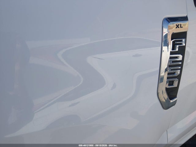 Ford F-250 Xl 2018 1FDBF2A63JEC69468 Image 12