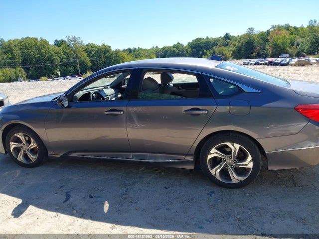46121963 :رقم المزاد ، 1HGCV1F5XJA010264 vin ، 2018 Honda Accord Ex-l مزاد بيع