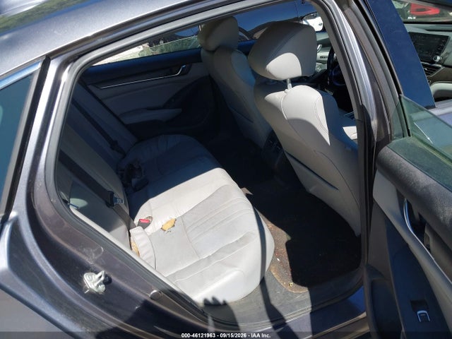 46121963 :رقم المزاد ، 1HGCV1F5XJA010264 vin ، 2018 Honda Accord Ex-l مزاد بيع
