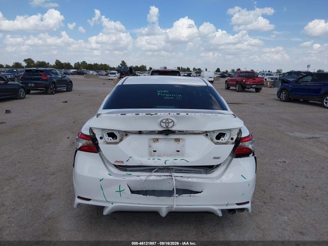 46121987 :رقم المزاد ، 4T1B11HK5JU641474 vin ، 2018 Toyota Camry Se مزاد بيع