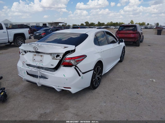 46121987 :رقم المزاد ، 4T1B11HK5JU641474 vin ، 2018 Toyota Camry Se مزاد بيع