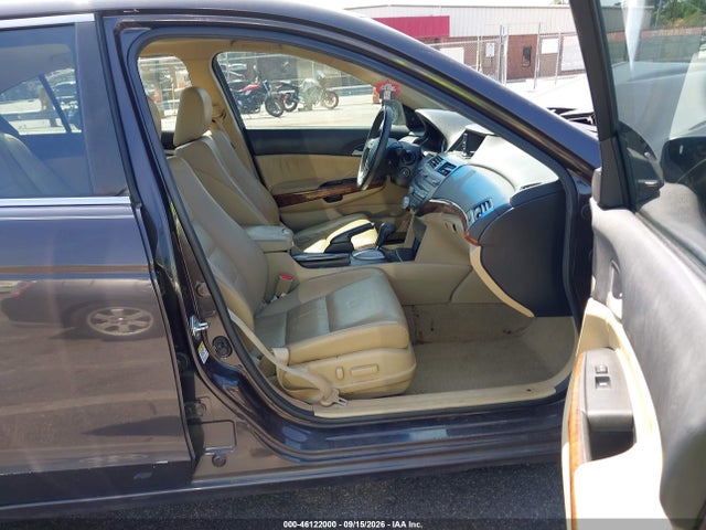 46122000 :رقم المزاد ، 1HGCP2F8XCA001397 vin ، 2012 Honda Accord 2.4 Ex-l مزاد بيع