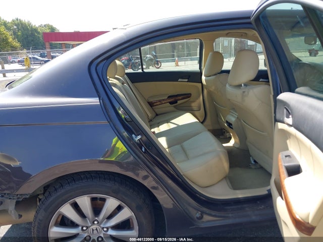 46122000 :رقم المزاد ، 1HGCP2F8XCA001397 vin ، 2012 Honda Accord 2.4 Ex-l مزاد بيع
