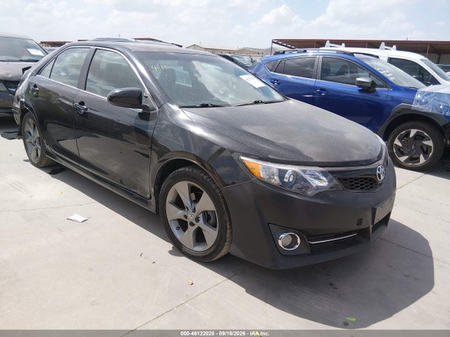 46122028 :رقم المزاد ، 4T1BF1FK7CU162285 vin ، 2012 Toyota Camry Se Limited Edition مزاد بيع