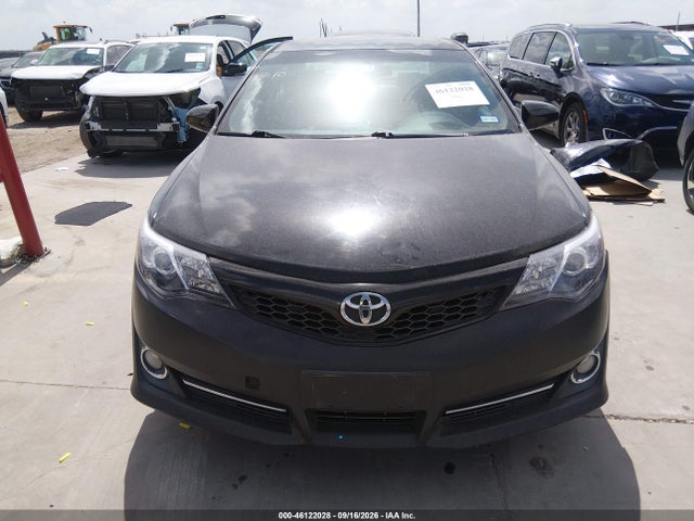 46122028 :رقم المزاد ، 4T1BF1FK7CU162285 vin ، 2012 Toyota Camry Se Limited Edition مزاد بيع