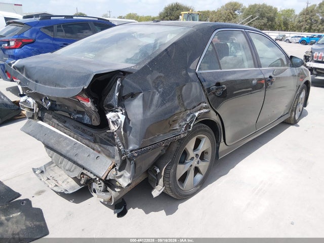 46122028 :رقم المزاد ، 4T1BF1FK7CU162285 vin ، 2012 Toyota Camry Se Limited Edition مزاد بيع