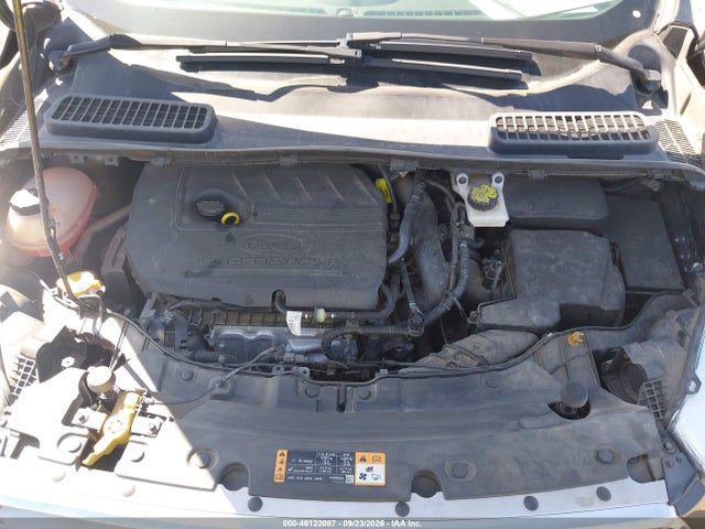 Ford ESCAPE SE 2018 1FMCU9GD5JUD08527 Image 10