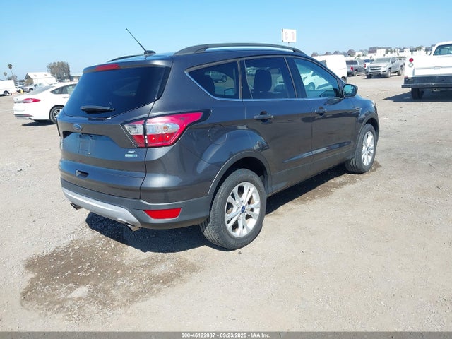 Ford ESCAPE SE 2018 1FMCU9GD5JUD08527 Image 4