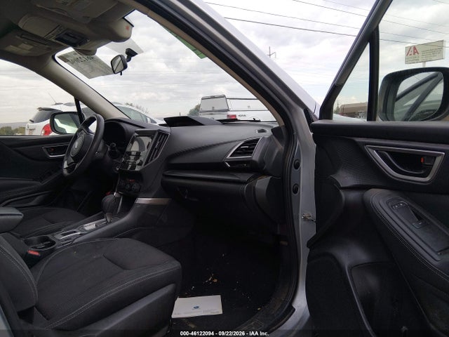 Subaru Forester 2019 JF2SKACC1KH595395 Image 5