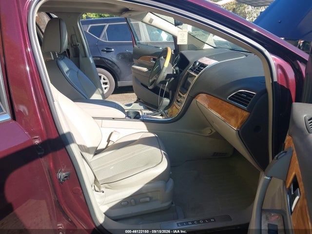 46122150 :رقم المزاد ، 2LMDJ8JK8BBJ16190 vin ، 2011 Lincoln Mkx مزاد بيع