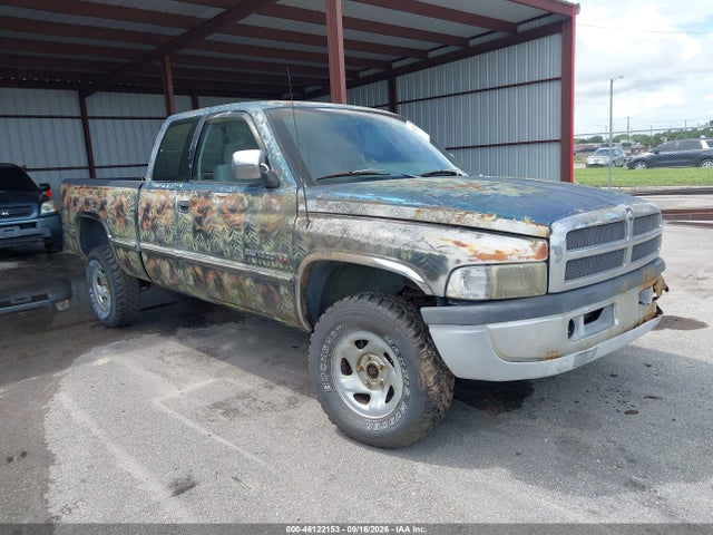 46122153 :رقم المزاد ، 3B7HF13Z9SM160525 vin ، 1995 Dodge Ram 1500 مزاد بيع