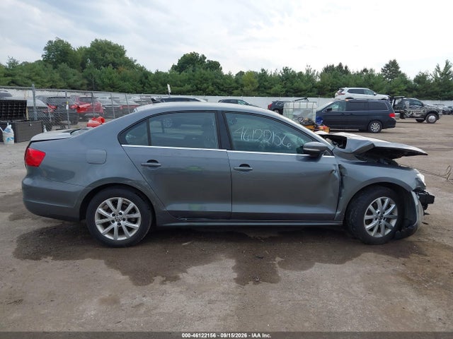 2013 Volkswagen Jetta 2.5l Se მანქანა იყიდება აუქციონზე, vin: 3VWDX7AJ6DM368003, აუქციონის ნომერი: 46122156