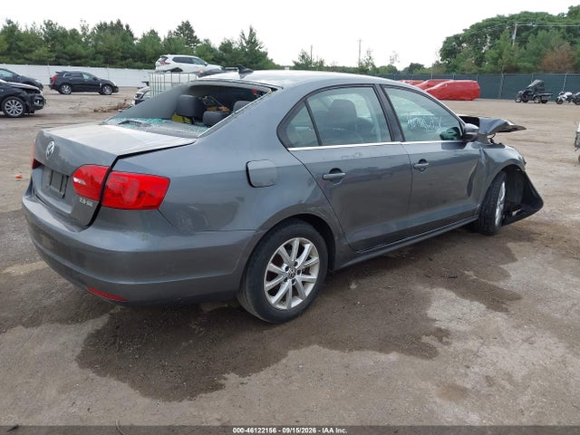 2013 Volkswagen Jetta 2.5l Se მანქანა იყიდება აუქციონზე, vin: 3VWDX7AJ6DM368003, აუქციონის ნომერი: 46122156
