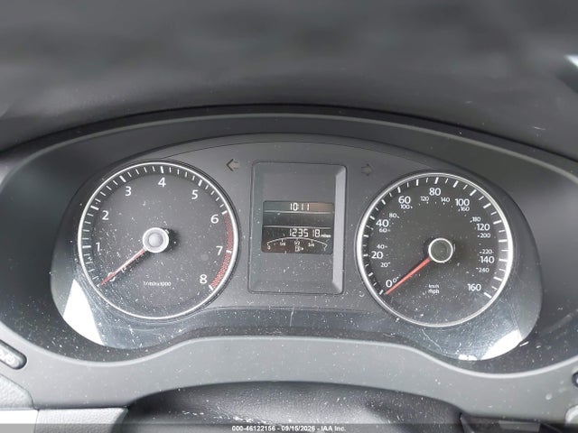 2013 Volkswagen Jetta 2.5l Se მანქანა იყიდება აუქციონზე, vin: 3VWDX7AJ6DM368003, აუქციონის ნომერი: 46122156