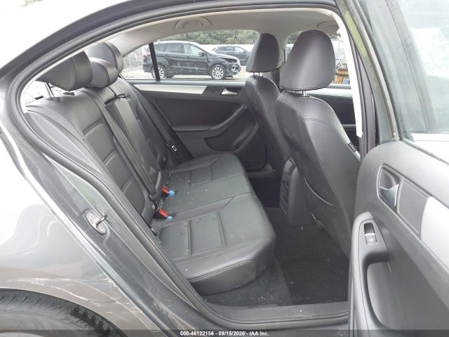2013 Volkswagen Jetta 2.5l Se მანქანა იყიდება აუქციონზე, vin: 3VWDX7AJ6DM368003, აუქციონის ნომერი: 46122156
