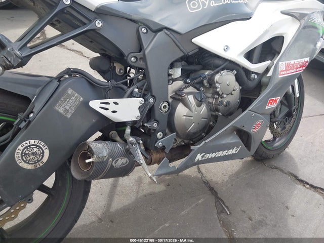 46122168 :رقم المزاد ، JKBZXJH15MA007487 vin ، 2021 Kawasaki Zx636 K مزاد بيع