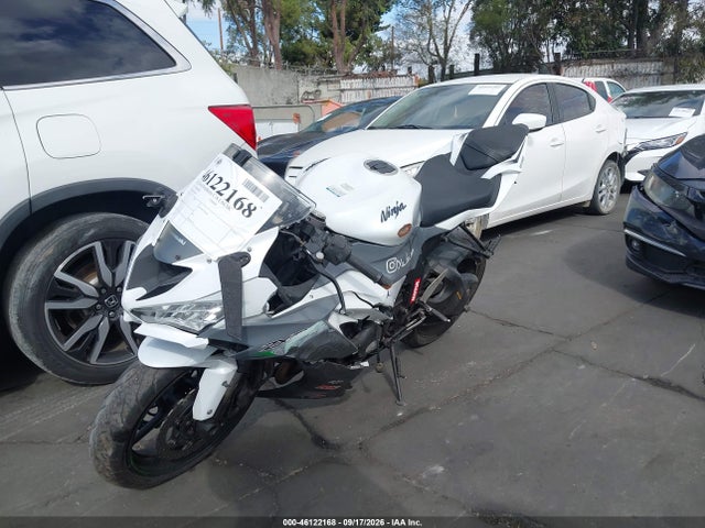 46122168 :رقم المزاد ، JKBZXJH15MA007487 vin ، 2021 Kawasaki Zx636 K مزاد بيع