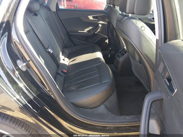 Aukcja sprzedaży 2017 Audi A4 2.0t Season Of Audi Ultra Premium, vin: WAUKMAF43HN038444, numer aukcji: 46122177