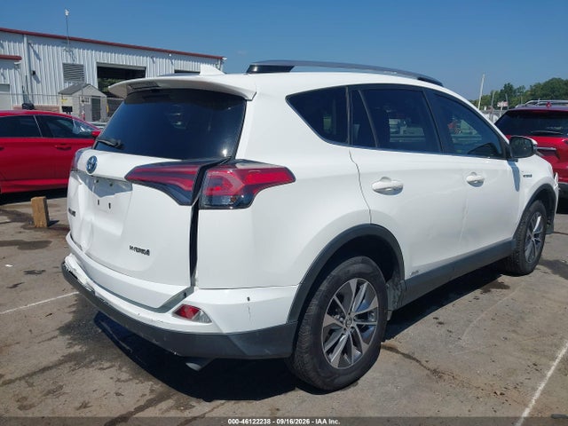 Продаж на аукціоні авто 2018 Toyota Rav4 Hybrid Le, vin: JTMRJREVXJD231897, номер лоту: 46122238