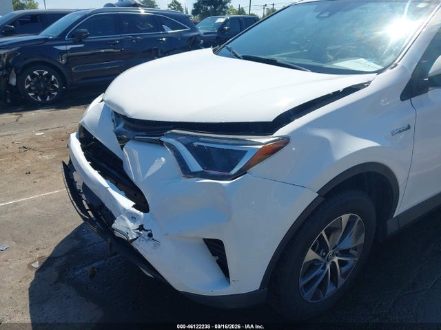 Продаж на аукціоні авто 2018 Toyota Rav4 Hybrid Le, vin: JTMRJREVXJD231897, номер лоту: 46122238