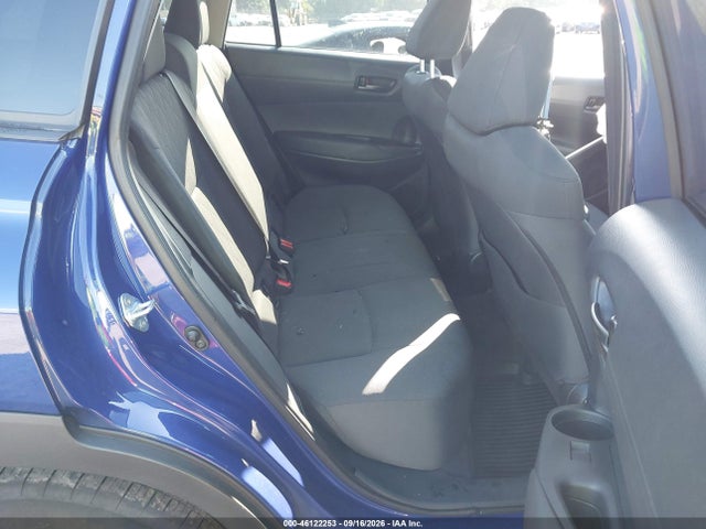 2024 Toyota Corolla Cross Le მანქანა იყიდება აუქციონზე, vin: 7MUBAABG0RV115705, აუქციონის ნომერი: 46122253
