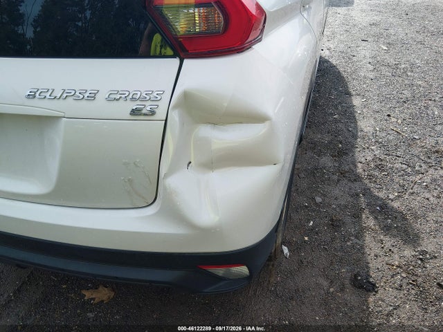 46122289 :رقم المزاد ، JA4AS3AA1JZ039940 vin ، 2018 Mitsubishi Eclipse Cross Es مزاد بيع