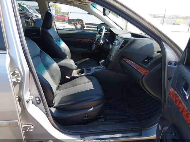 Продажа на аукционе авто 2011 Subaru Outback 2.5i Limited, vin: 4S4BRBKC5B3437247, номер лота: 46122302