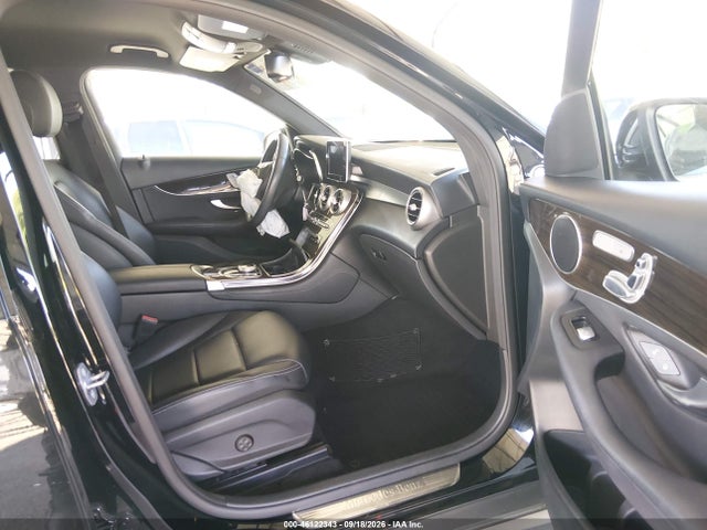 2019 Mercedes-benz Glc 300 4matic მანქანა იყიდება აუქციონზე, vin: WDC0G4KB3KV164344, აუქციონის ნომერი: 46122343
