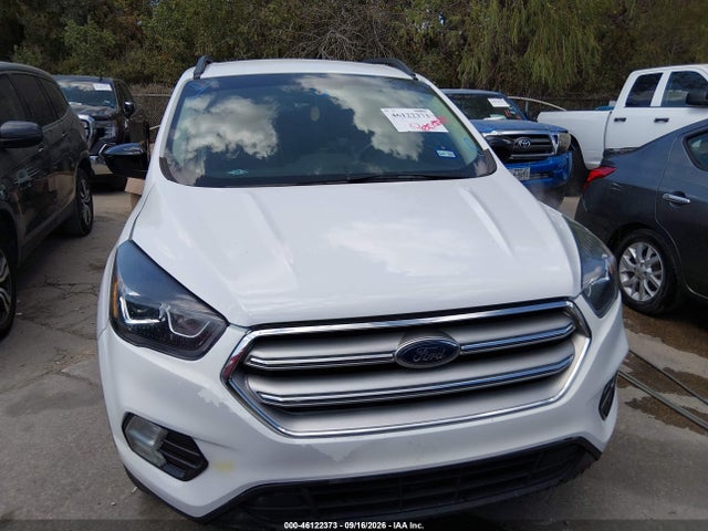 46122373 :رقم المزاد ، 1FMCU0GD8KUA40926 vin ، 2019 Ford Escape Se مزاد بيع